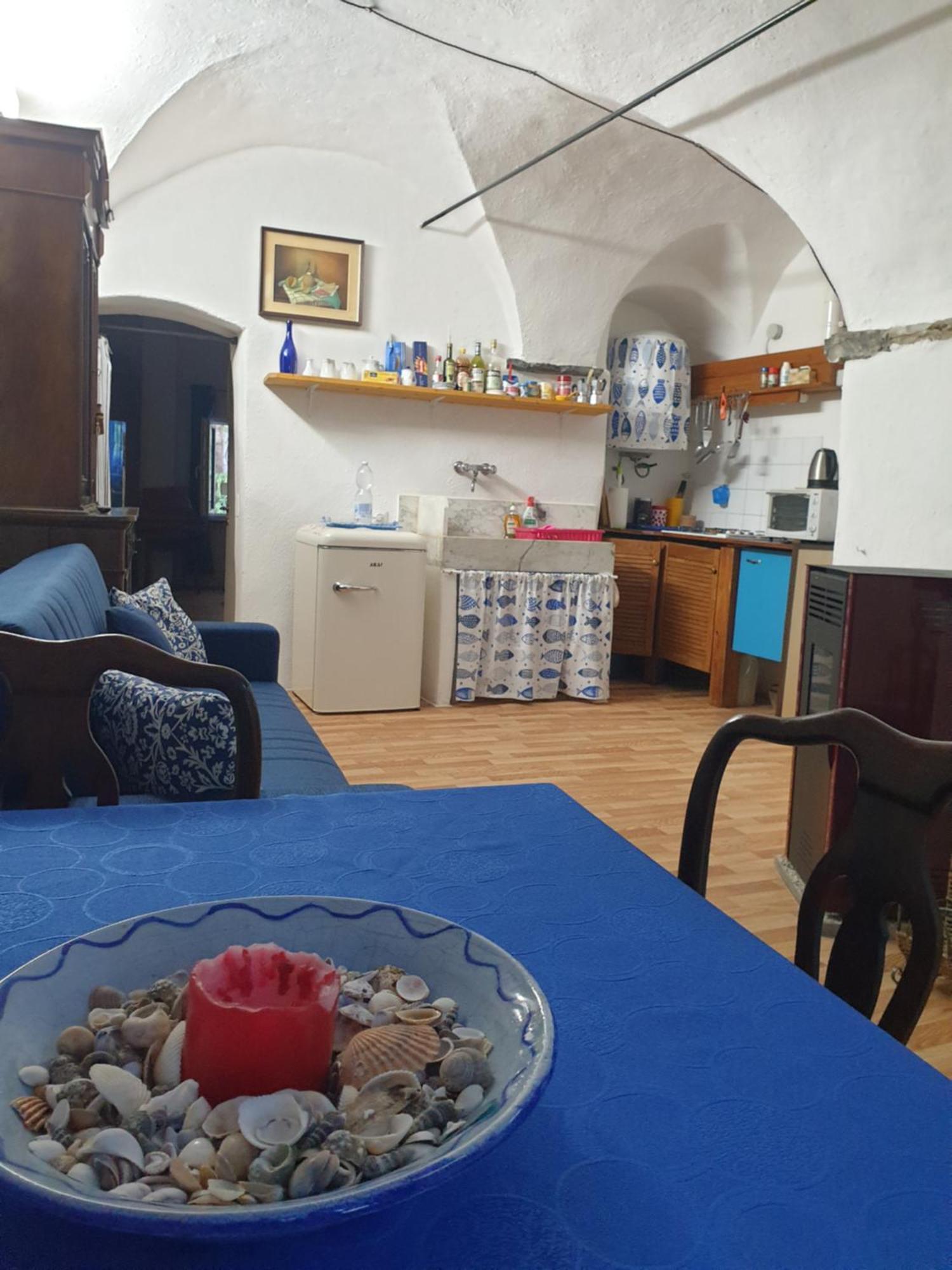 Casa Di Ingrida Bussana Vecchia Villa Sanremo Luaran gambar