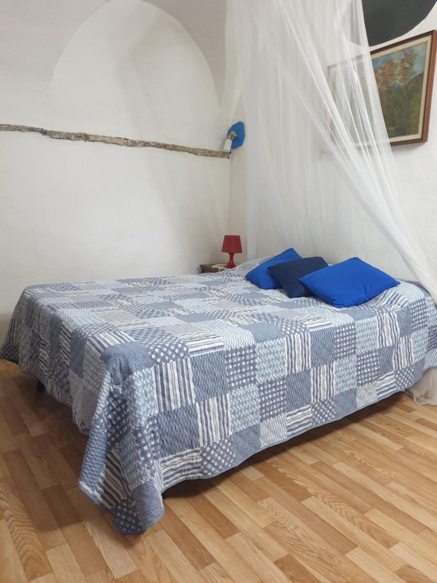 Casa Di Ingrida Bussana Vecchia Villa Sanremo Luaran gambar